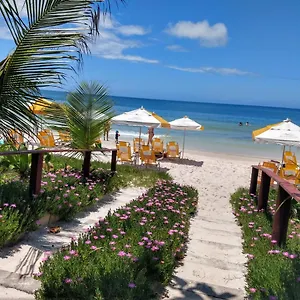 Bella - Pe Na Areia 2*, Bombinhas Brasil