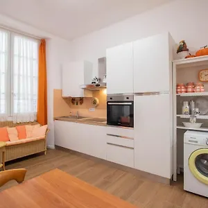  Appartement Orange - City Center Italie